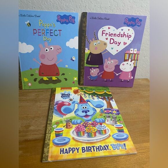 A little Golden Book New Bundle of 3 Books kids Reading Elementary Peppa pig - Picture 1 of 4